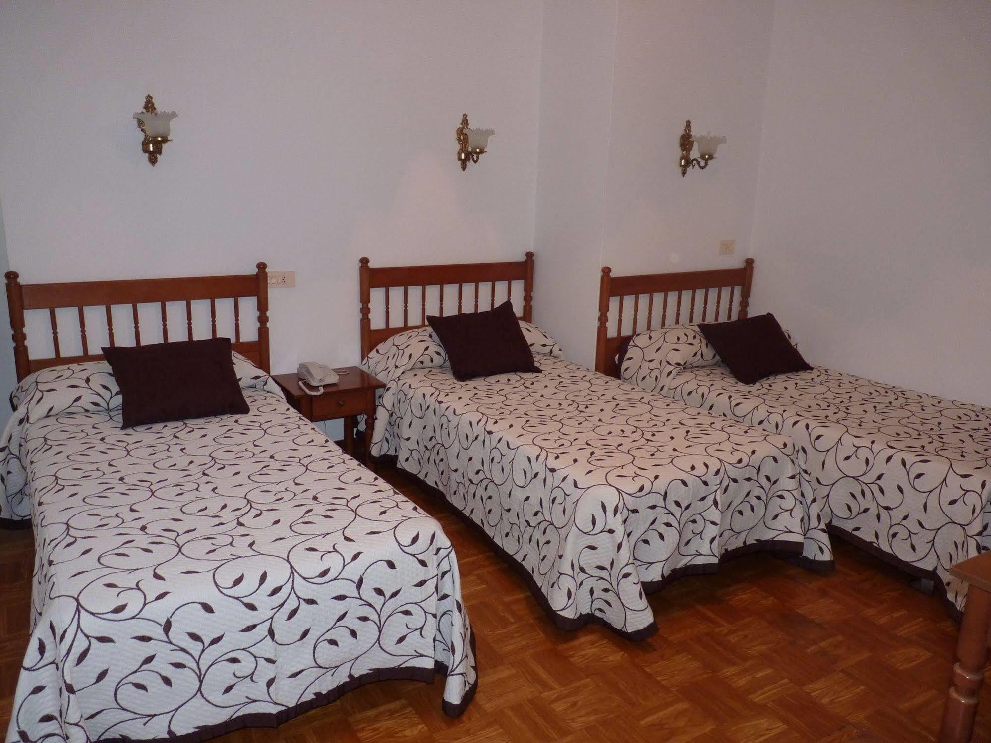 Hotel Espana Lugo Buitenkant foto