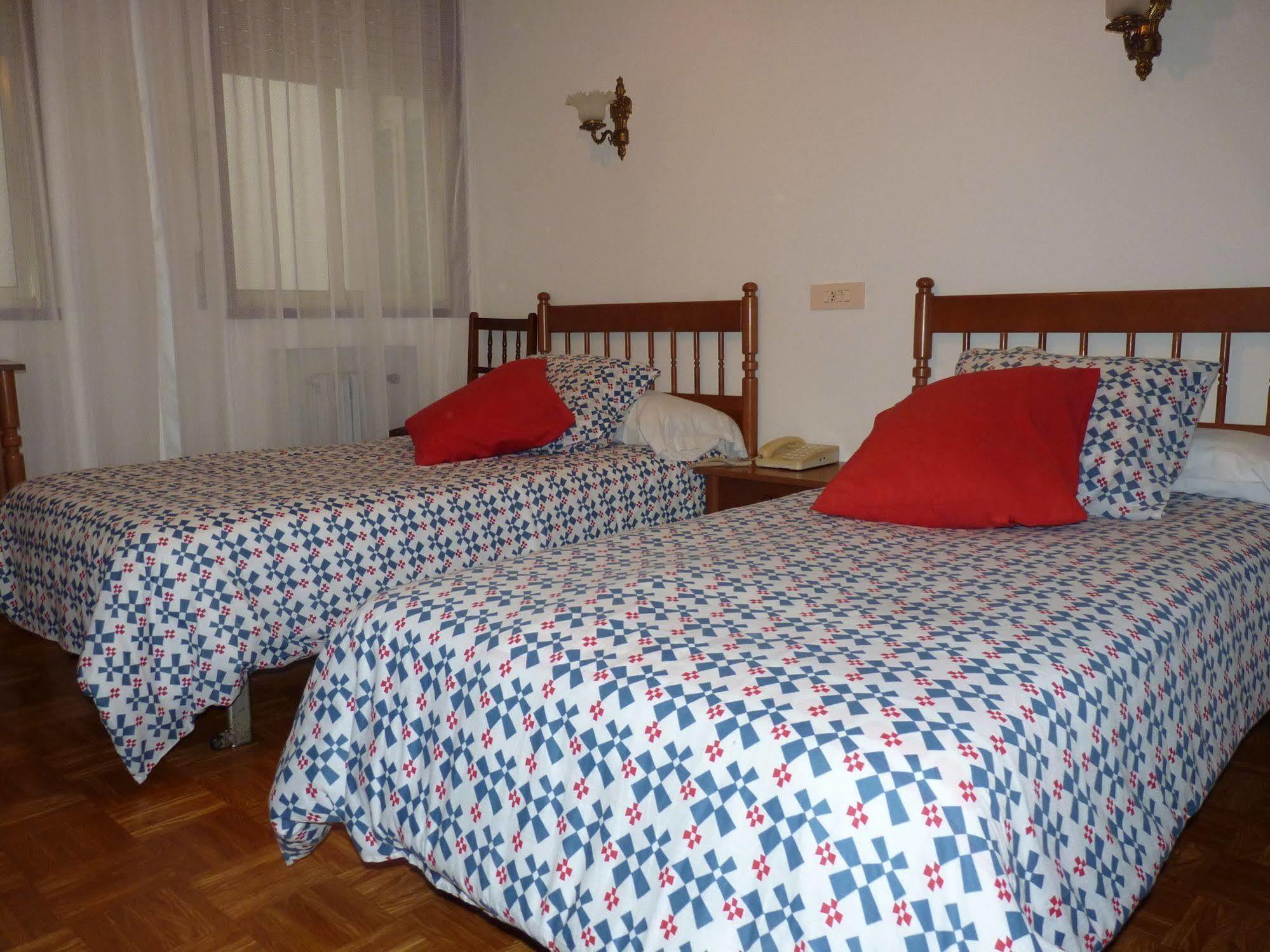 Hotel Espana Lugo Buitenkant foto